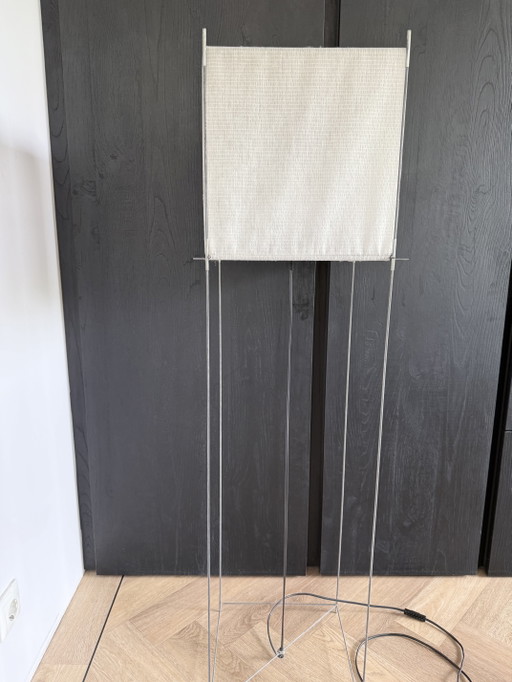 Lotek lamp