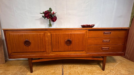 Superbe buffet en teck Mid Century 1960 - Classique du design britannique