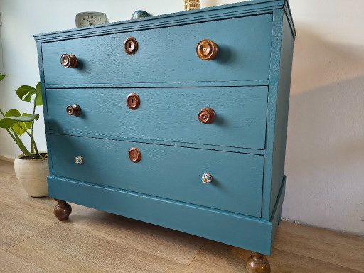 Vintage Dresser / Chest of Drawers – Petrol Blue & Wood – dressoirs (photo 2 of 9)