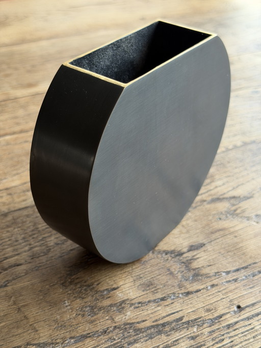 Menu | Moon Vase