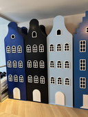 4x kastvaneenhuis grachtenpand kledingkast 