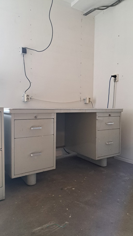 Metalen vintage bureau/werkbank