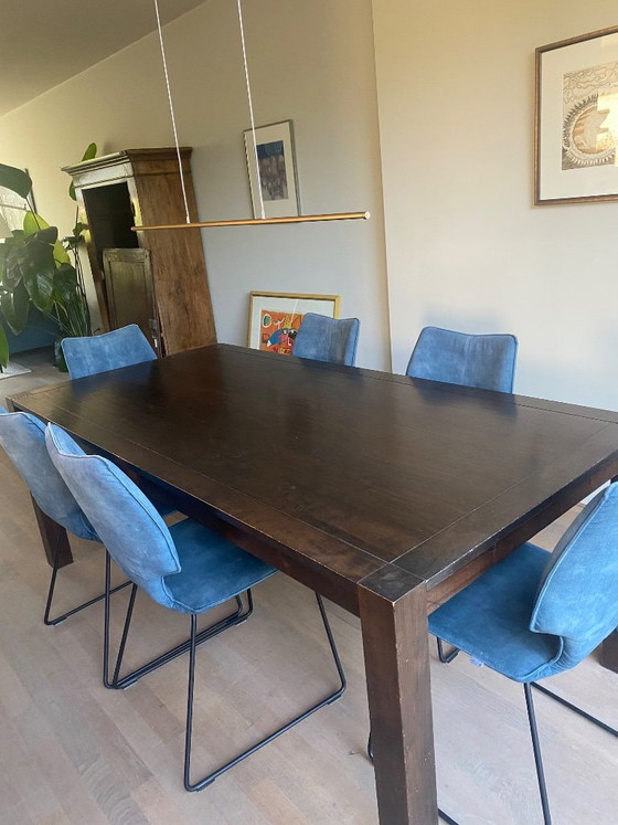 Dark brown oak dining table – Wood (photo 3 of 5)