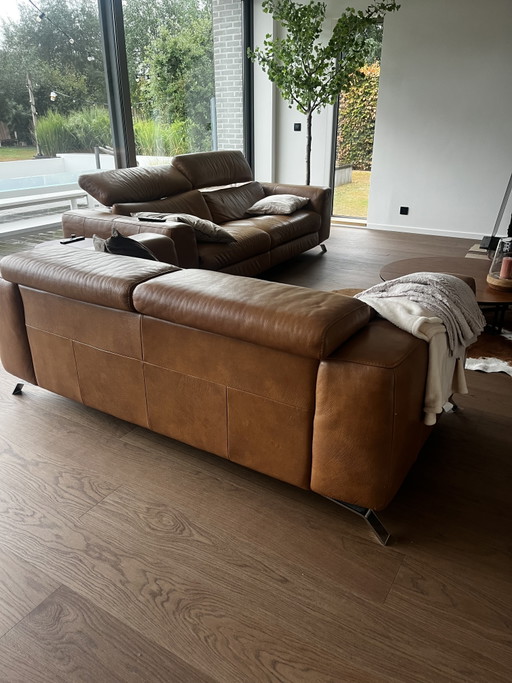 Canapé en cuir Natuzzi couleur cognac - Fauteuil inclinable à réglage électronique – banken, Leather, Metal