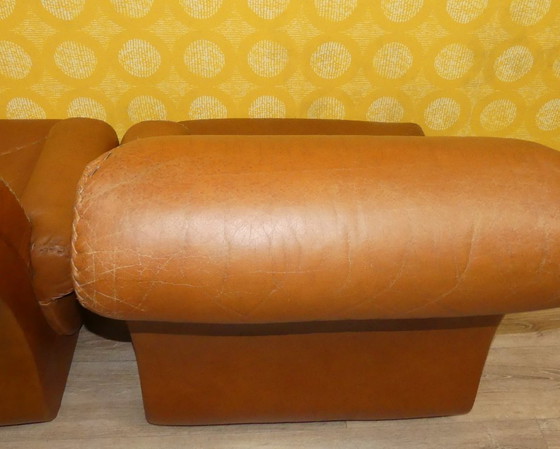 Image 1 of 3 Sitzer Couch Baseball Stil Leder Cognac top Zustand retro vintage 70er Jahre Teil einer GARNITUR modular Sofa Armchair karamel