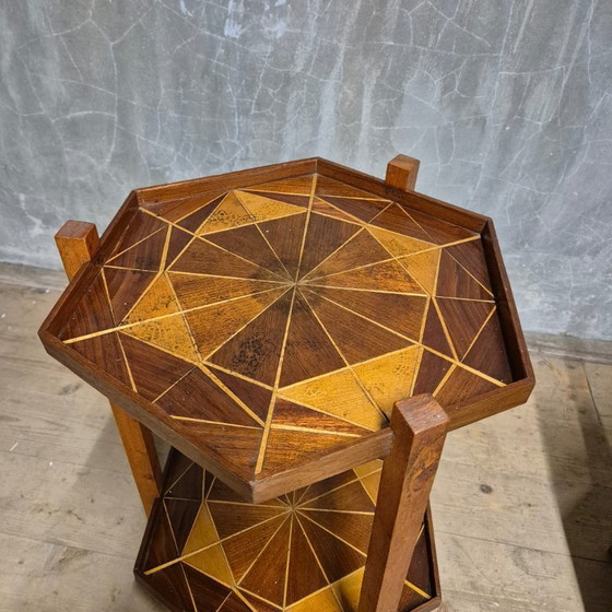 Image 1 of Marqueterie met twee verdiepingen uit het midden van de vorige eeuw, Tsjecho-Slowakije, jaren 60-70