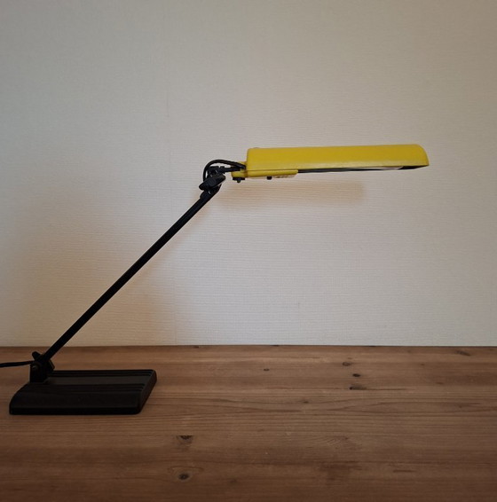 Image 1 of Lampada da tavolo vintage Lival Poco. Design finlandese. Modernista/Postmoderno.