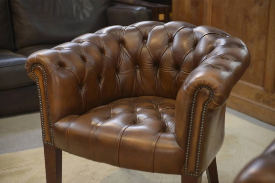 Pair of upholstered leather Club armchairs – Vintage (photo 7 of 14)