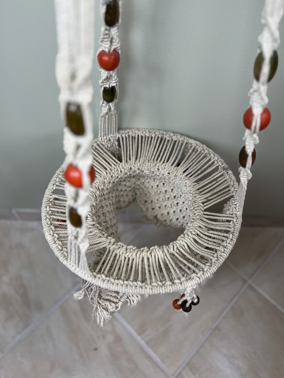 Image 1 of Suspension en macramé vintage