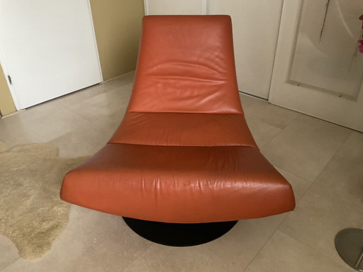 Label fauteuil van ontwerper Gerard van Berg