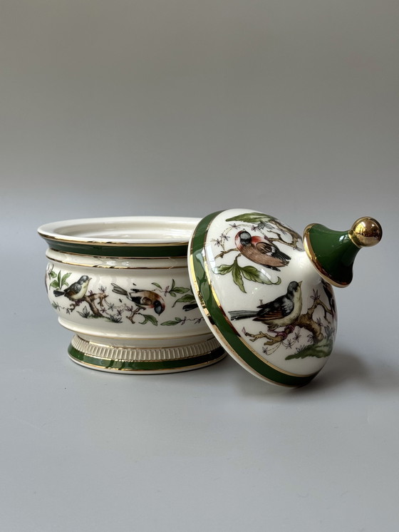 Image 1 of Fiorentine Italienische Porzellan Bonbonniere, handdekoriert, Vögel und Goldakzente