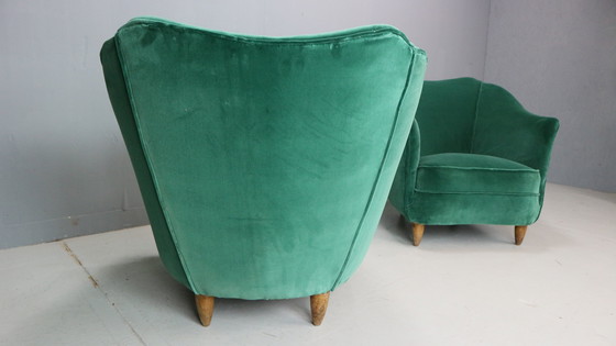 Image 1 of Pair of velvet armchairs in the style of Gio Ponti, Italy 1940s