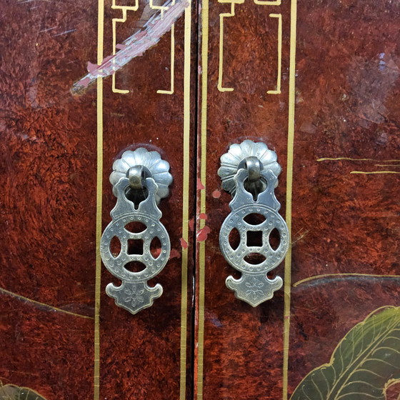 Image 1 of Mobile cinese d'epoca rosso e oro / scena tradizionale / signore in giardino cinese (mobile bohémien, mobile orientale)