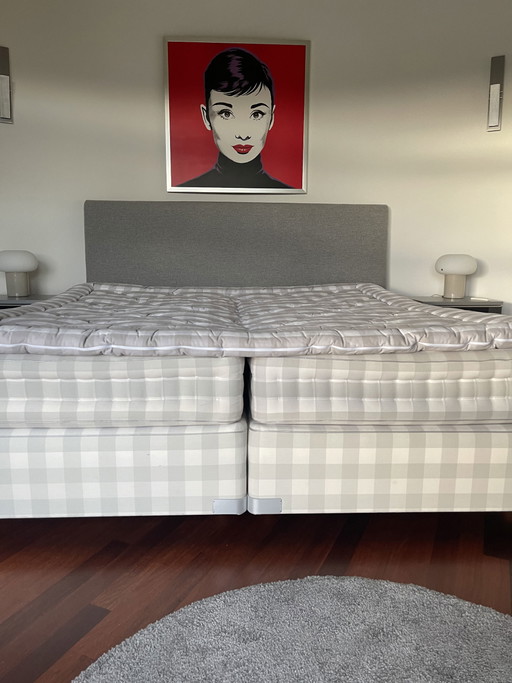Hästens bed