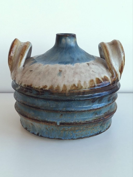 Birte Vedel Howard stoneware vase with loop handles, Denmark, 1970s