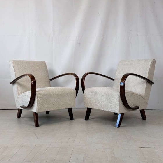 Image 1 of Paar volledig gerestaureerde Jindřich Halabala Type C fauteuils voor UP Závody, jaren 30