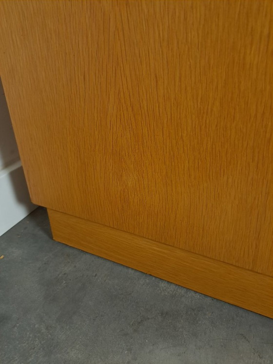 Image 1 of Hoge LP boekenkast met planken uit Zweden