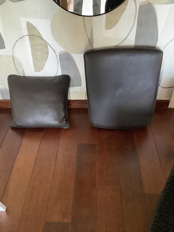 Image 1 of Vincent Sheppard Lounge Chair, 1 Person, Black and Brown