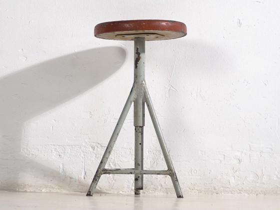 Sgabello rotondo in metallo stile industriale (c.1950) #9 – Sgabelli, Iron, Industrieel (photo 14 of 16)