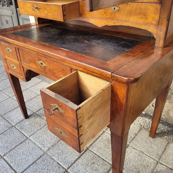 Image 1 of Bureau / Escritorio Bonheur du jour, caoba y cuero, Directorio, p. s. XIX - Francia