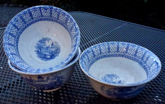 Image 1 of 3 cuencos para armarios/alacenas, color azul Ironstone Trans. “Shannon”.