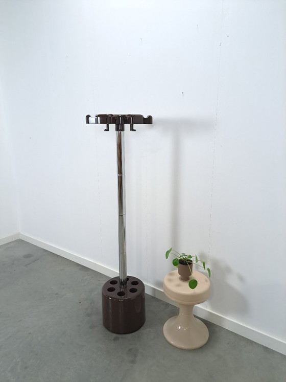 Image 1 of Porte-manteau Velca Legnano marron, modèle VIP, avec chrome et plastique