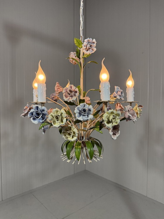 Image 1 of Italian chandelier with porcelain flowers 1950s