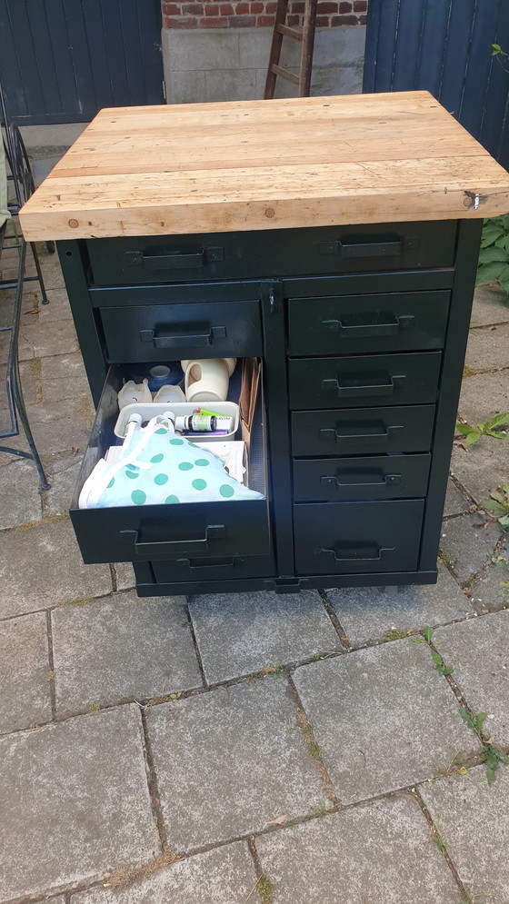 Image 1 of Cassettiera industriale/isola da cucina/banco da lavoro