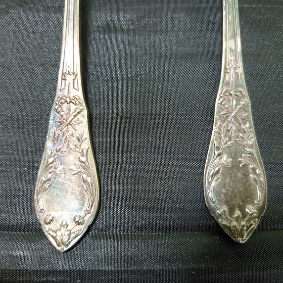 Image 1 of Casete antiguo de 12 cucharas de postre – Métal Blanc Alliages – P. Monnin Arras