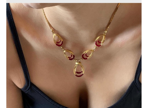 Guy Laroche Necklace, 1970s/80s, Cherry Red Enamel in Gold Plated – cadeaus, Other