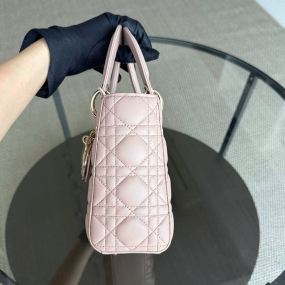 Image 1 of Dior Lady Small Flap - Cannage lamsleer, blush beige, goudkleurige hardware