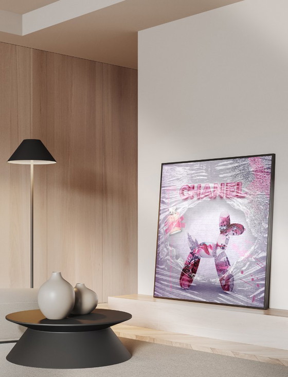 Image 1 of Édition limitée : Wrapped Woof – Édition CHANEL | 140 x 140 cm | 2025 (Ori, 1983)