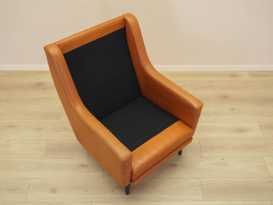 Image 1 of Oranje fauteuil, Deens design, jaren 70, gemaakt in Denemarken.