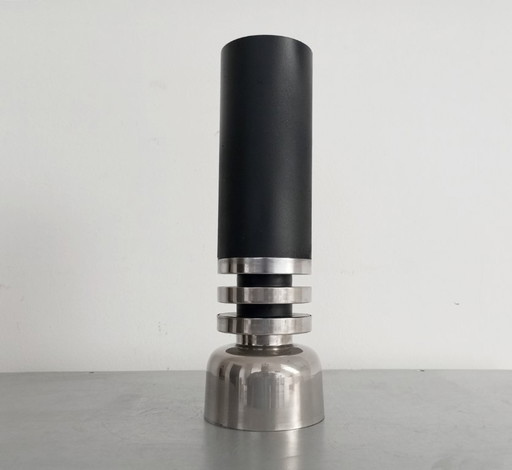 Brutalistische/Space-Age-Designer-Stahlvase der Hungarian Industrial Arts Company, 1970er Jahre (Tamás Borsfay?)