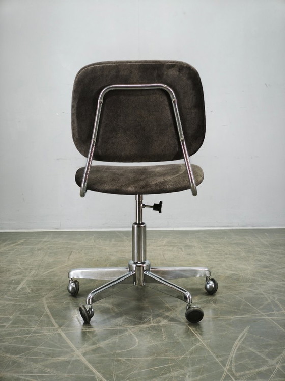 Image 1 of Italienischer Drehstuhl mit Chromfuß, 1970er Jahre