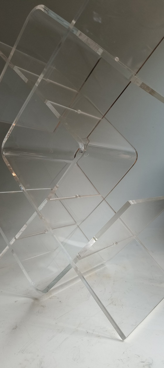 Image 1 of Porte-bouteilles en plexiglas au design vintage