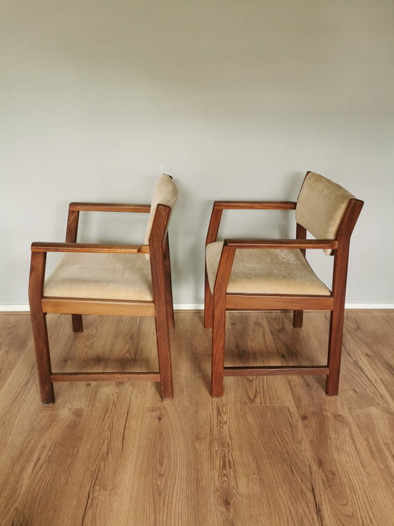 Image 1 of Unieke set van 4 vintage mid-century eetkamerstoelen (een 5e stoel ook beschikbaar, dient verlijmd te worden) 