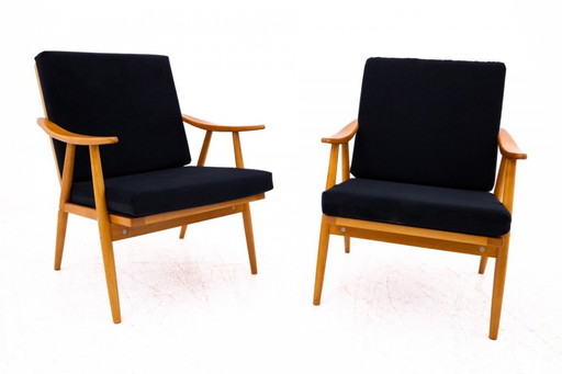 Pair of armchairs, Czechoslovakia, manufacturer TON, 1960s.