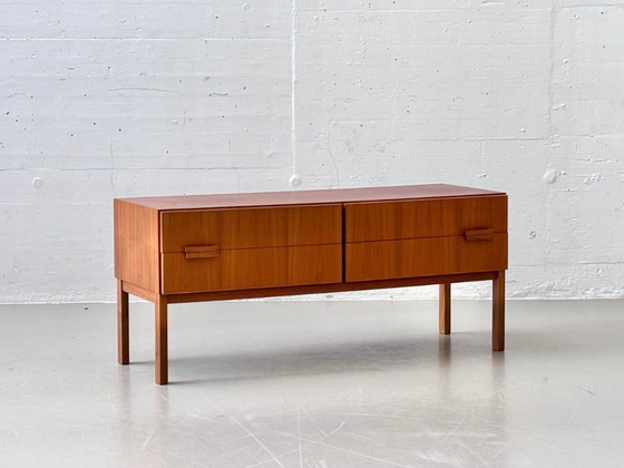 Image 1 of Mobile basso danese in teak di metà secolo con quattro cassetti, anni '60