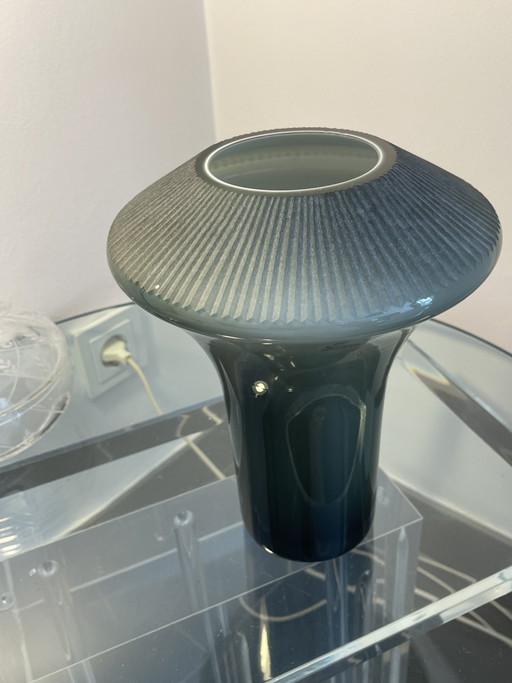Beautiful new J Line vase in khaki color
