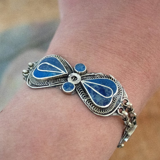 Image 1 of Boho Vintage Bracelet with Links and Lapis Lazuli Inlay: Set in Tibetan silver