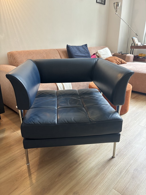 Sillones de diseño Poltrona Frau – piel azul (Hecho en Italia)