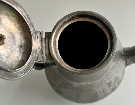 Image 1 of Antiguo juego de peltre con cuenco y jarra, finamente grabado, alrededor del siglo XIX.