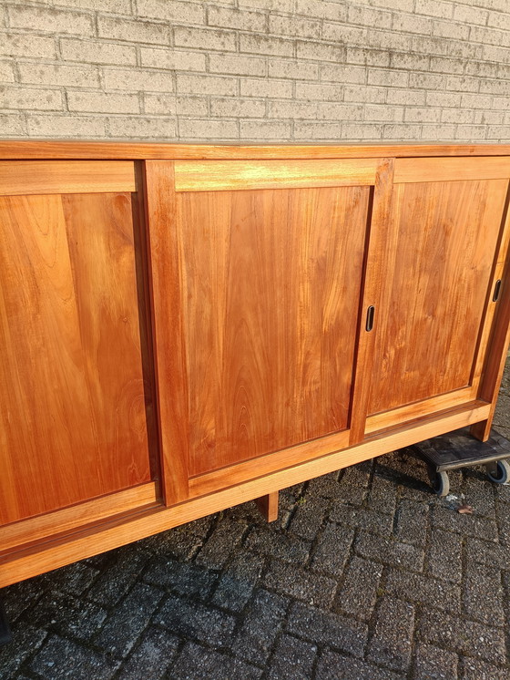 Image 1 of Teakhouten dressoir 
