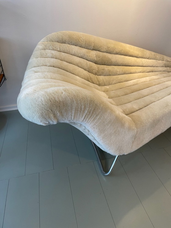 Edle Hans Hartl Soloform Chaiselounge in echtem Schaffell – Eugen Schmidt, Chaise longue, Leder, Stoff (photo 2 of 8)