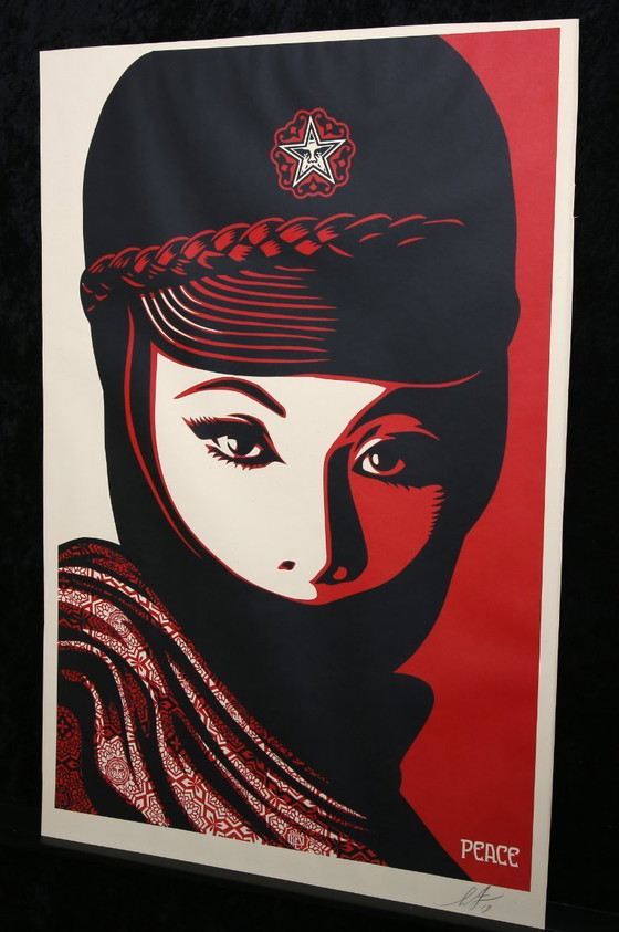 Image 1 of Fairey, Shepard - Mujer Fatale - Litografia offset a colori - firmata a mano