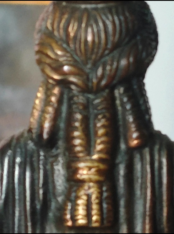 Image 1 of estatuilla femenina