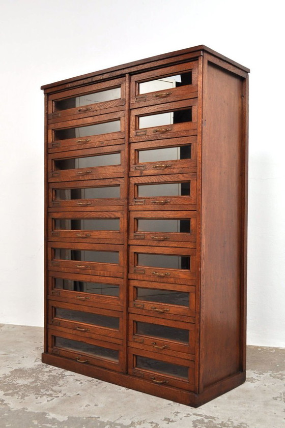 Image 1 of Mobiletto antico in rovere, anni 1880