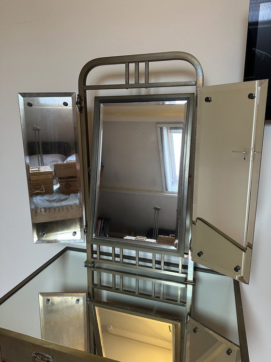 Image 1 of Koperen art deco kaptafel met spiegelpanelen 