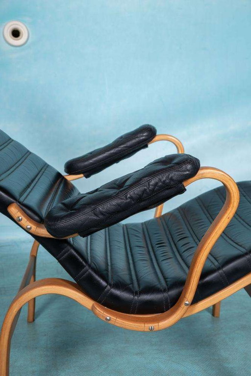 Design Lounge armchair & hocker 70s Bruno Mathsson Pernilla